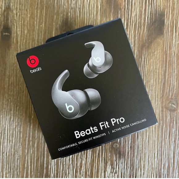 Beats Fit Pro Ear Buds - Picture 2 of 7